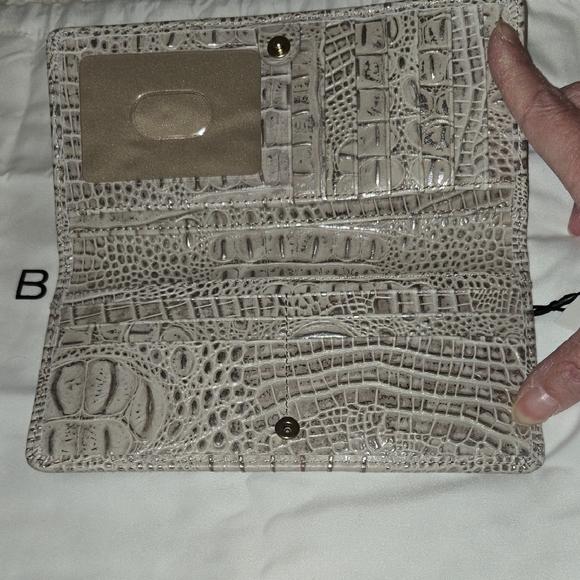 Brahmin Shayna Crossbody Bag And Ady Wallet Set In Oyster Mini Melbourne - Picture 15 of 16